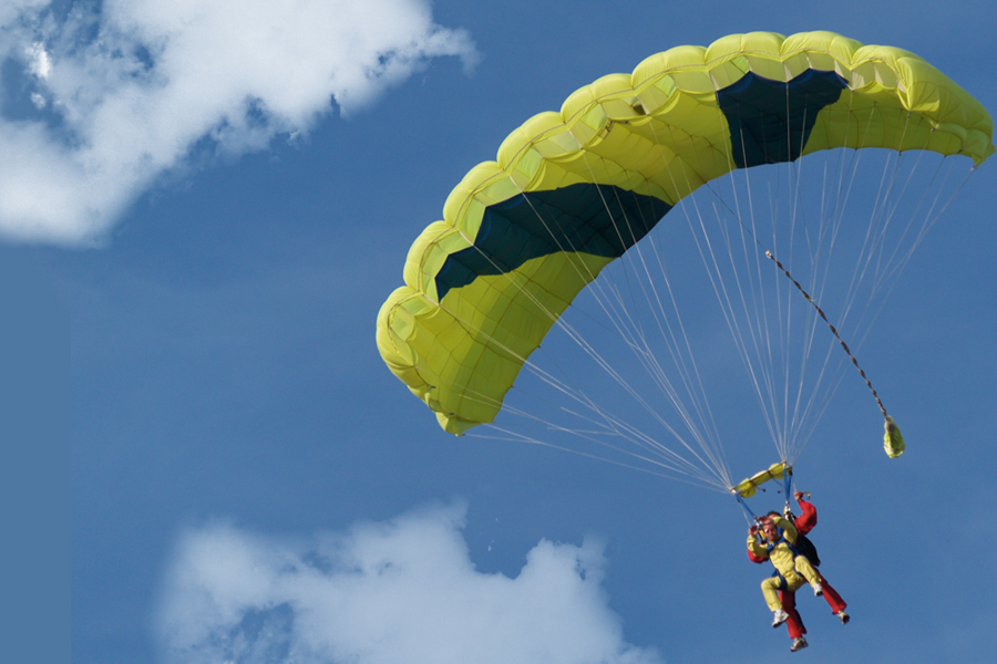 Aventure parachutisme saut tandem